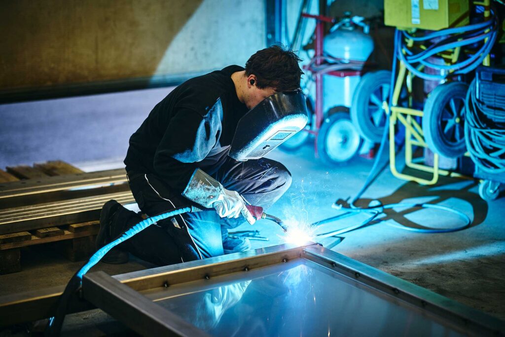 Sveising-Platebearbeiding-Nomek-AS-7-low