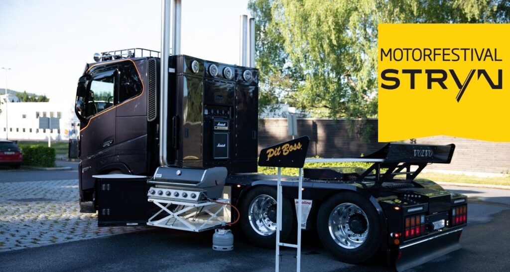 Lastebil med grill og Mototrfestival Strynlogo